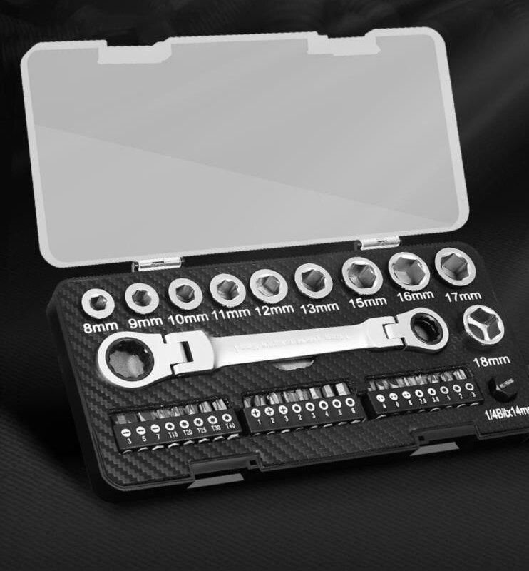Multi-function ratchet wrench/screwdriver kit